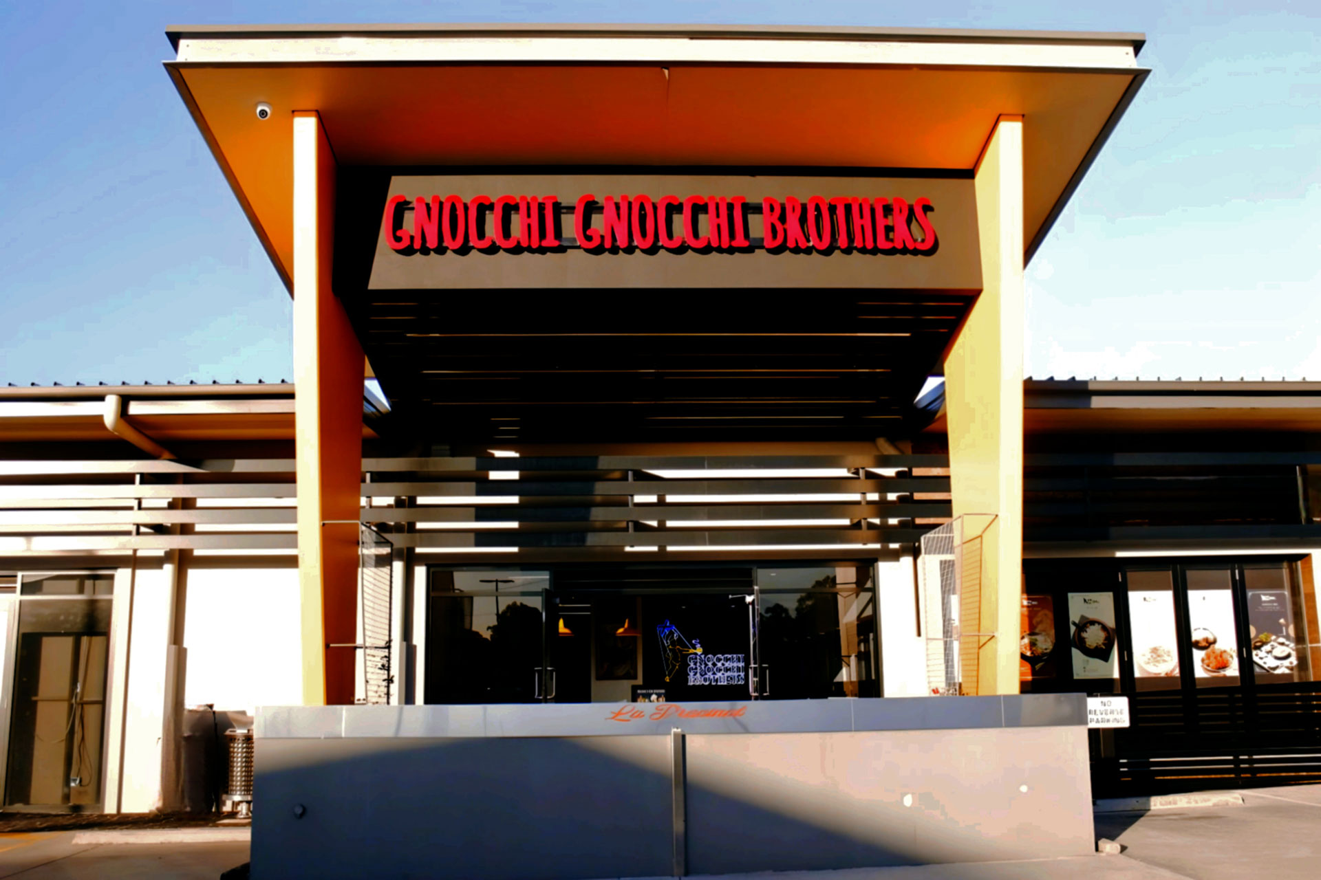 GGB Morayfield FRONT SHOP